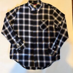 Killion Flannel Long sleeve button up